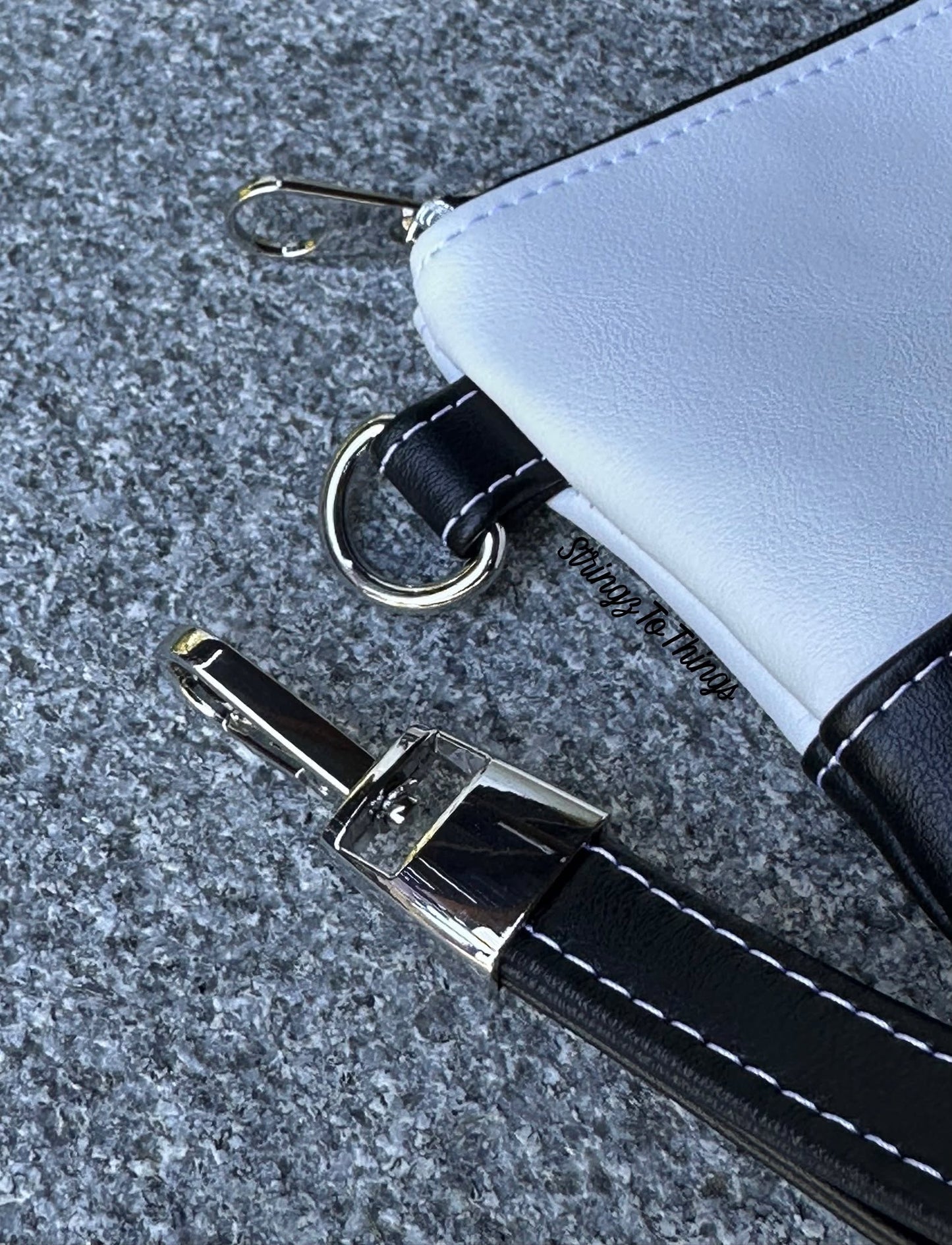 My Favorite Wristlet- PDF Sewing Pattern