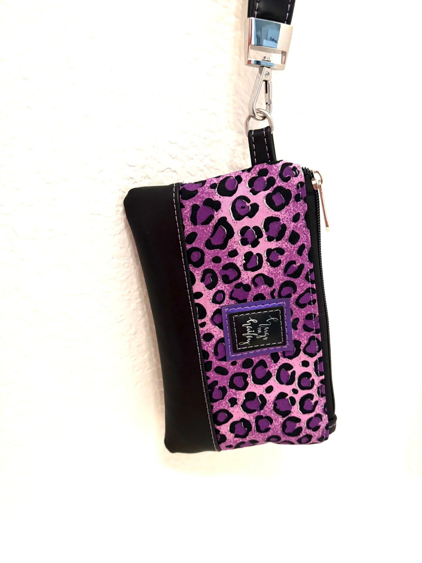 My Favorite Wristlet- PDF Sewing Pattern