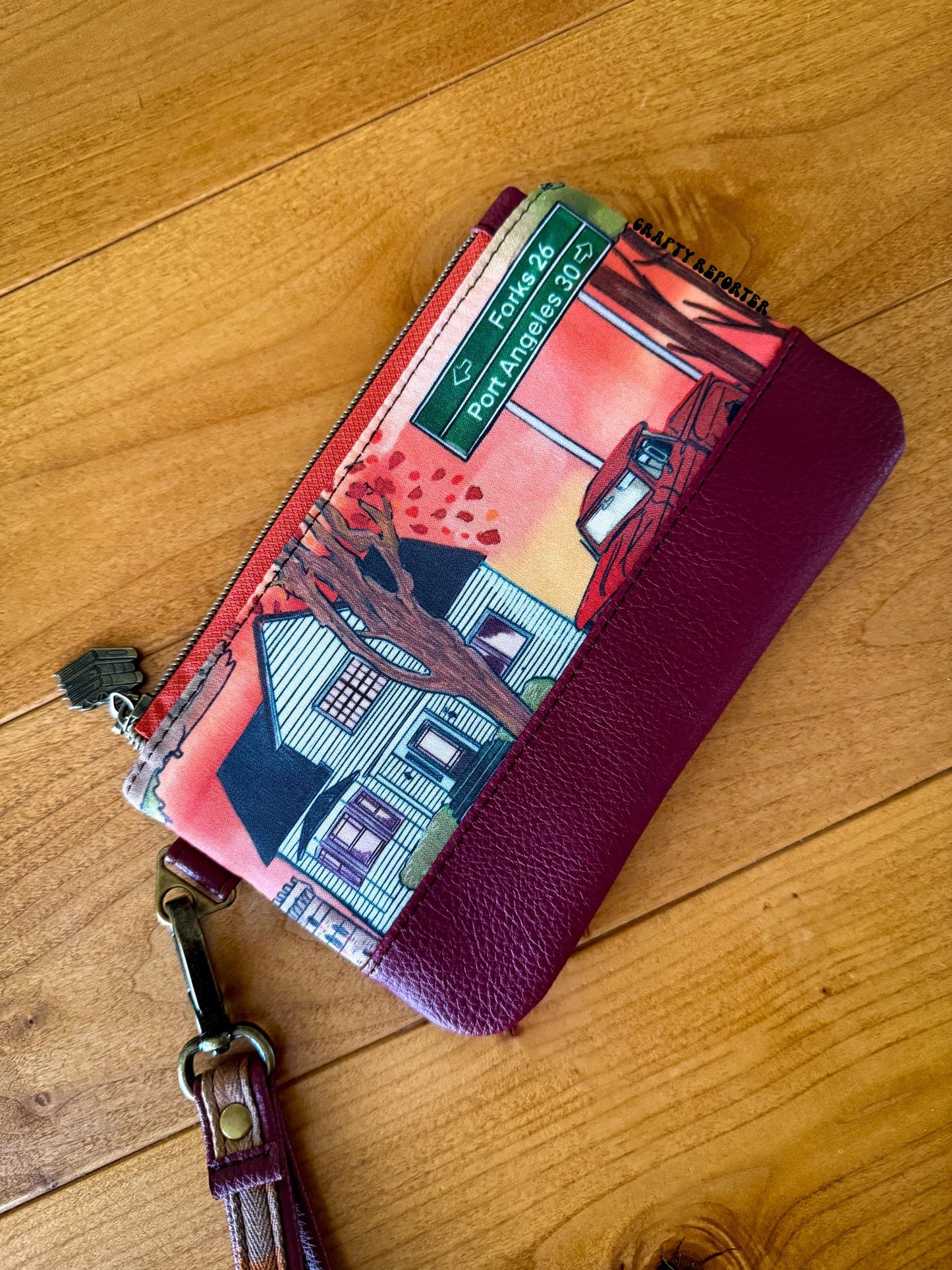 My Favorite Wristlet- PDF Sewing Pattern