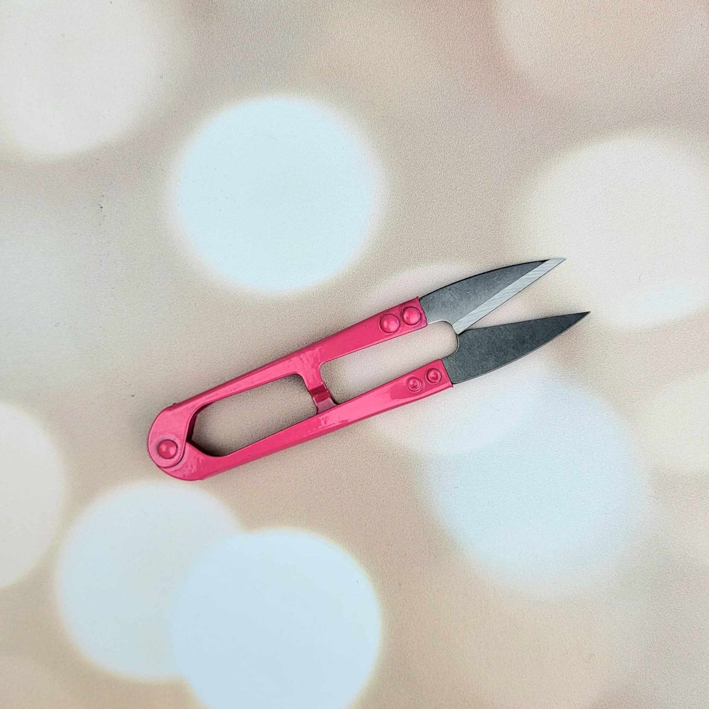 Hot Pink Thread Snips