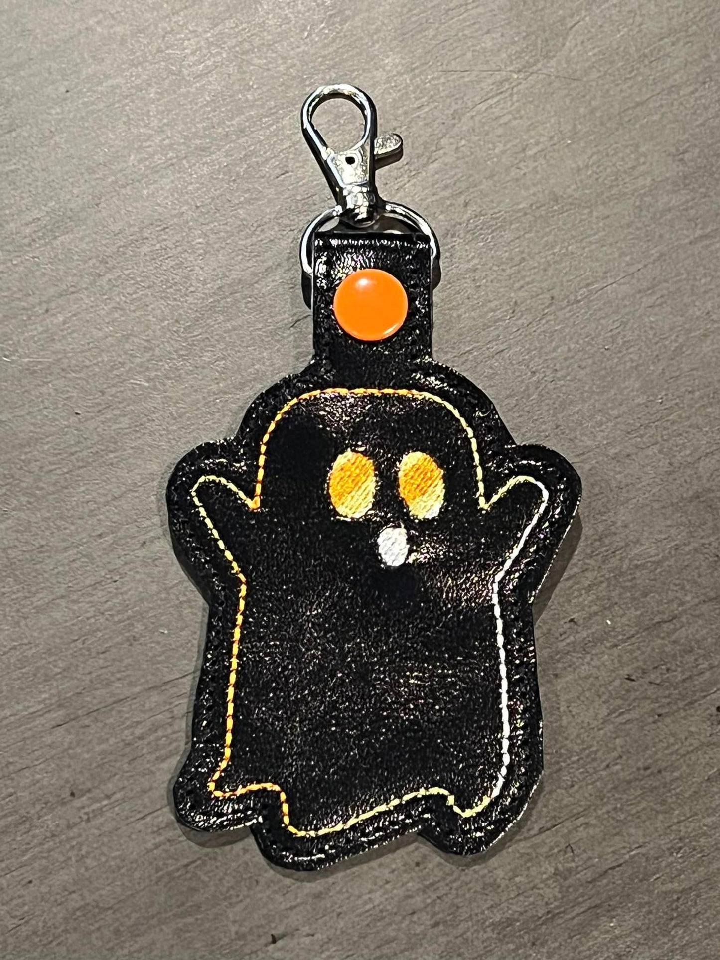 HEY Boo! Ghost KeyFob Embroidery Design