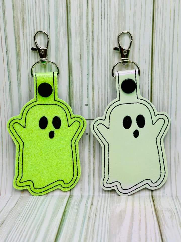 HEY Boo! Ghost KeyFob Embroidery Design