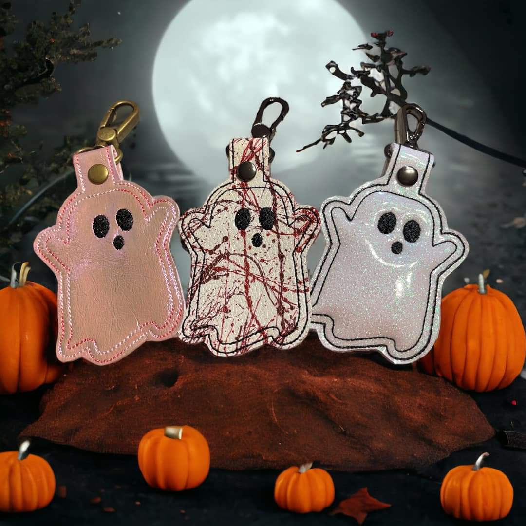 HEY Boo! Ghost KeyFob Embroidery Design