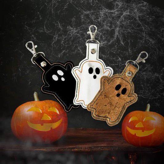 HEY Boo! Ghost KeyFob Embroidery Design