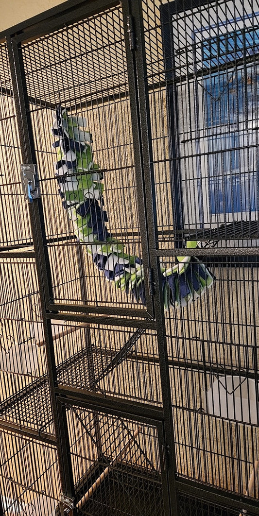 Squirrel Fleece Rope Cage Climber