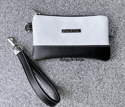 My Favorite Wristlet- PDF Sewing Pattern