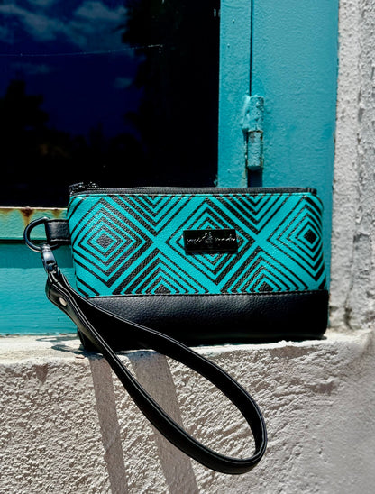 My Favorite Wristlet- PDF Sewing Pattern