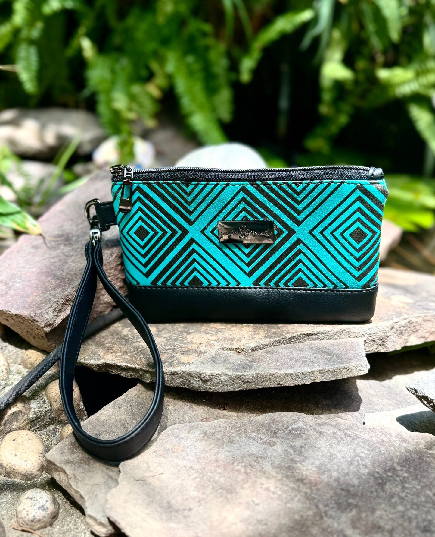 My Favorite Wristlet- PDF Sewing Pattern