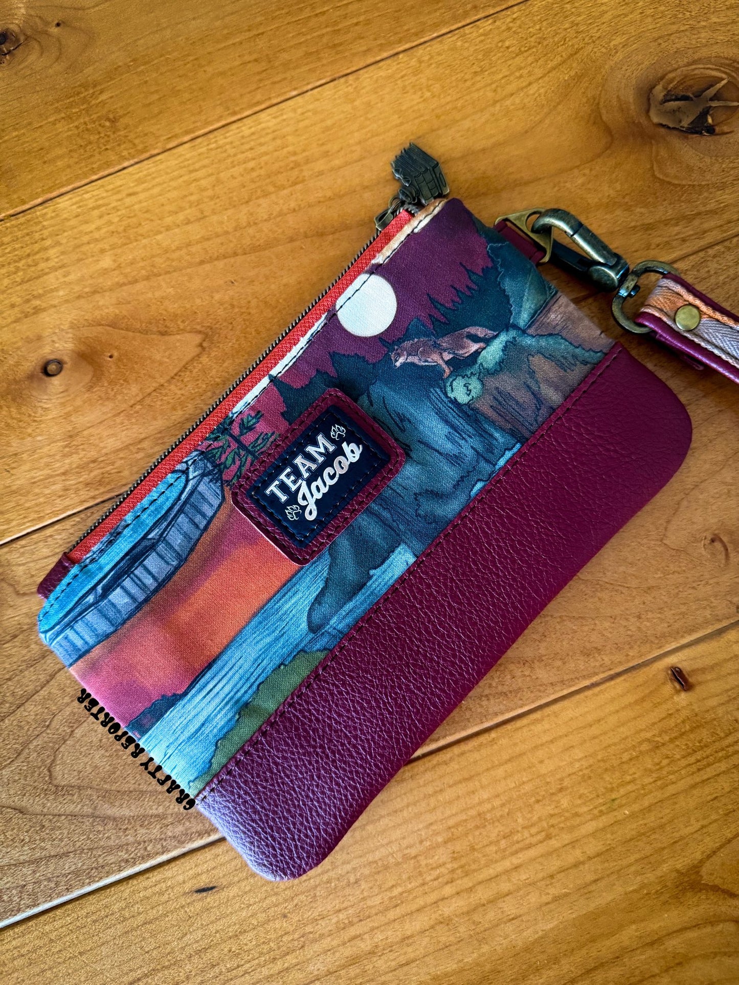 My Favorite Wristlet- PDF Sewing Pattern
