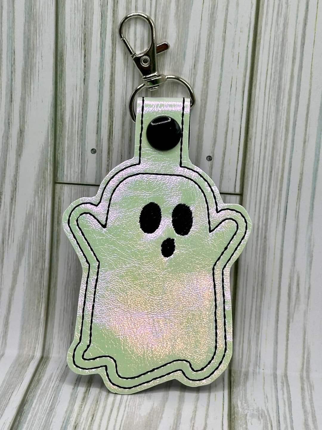 HEY Boo! Ghost KeyFob Embroidery Design