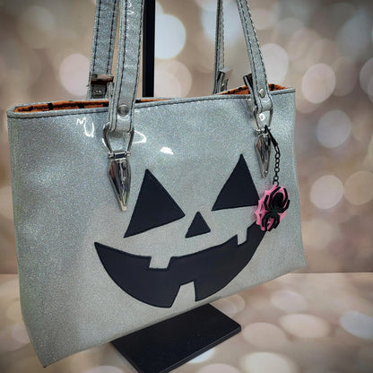 Glow-in-the-Dark Spooky Bag Charms
